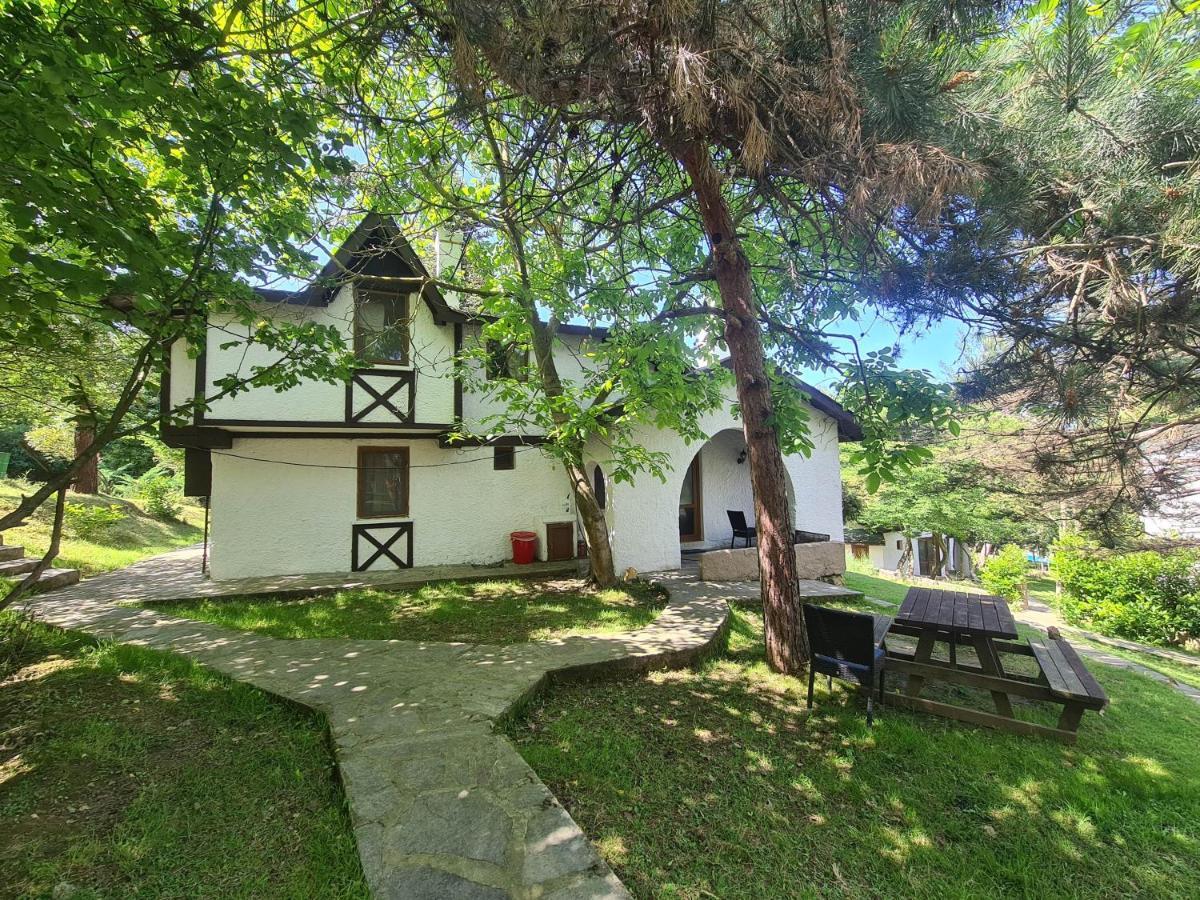 Polonezkoey Country Club & Accommodation In The Wildlife Park! Истанбул Екстериор снимка